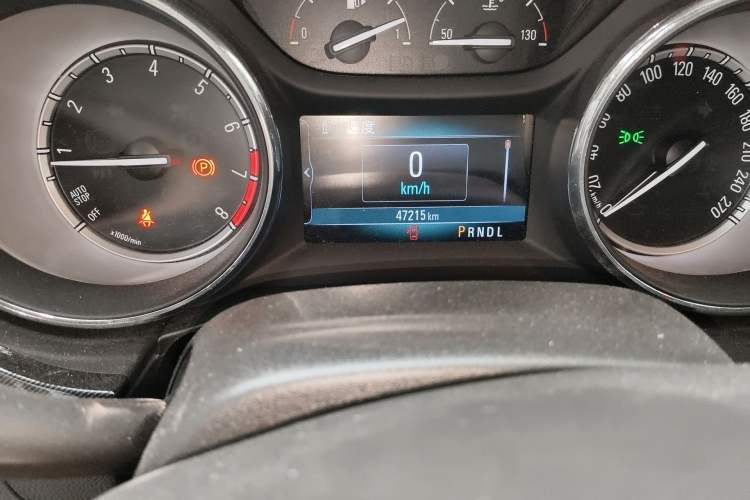 Used Buick Verano 2019 Sedan 20T Dual-Clutch Luxury Model
