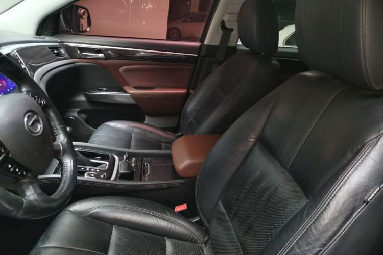 Used GAC Trumpchi GS8 2017 320T Two-Wheel Drive Luxury Edition (7 Seats)