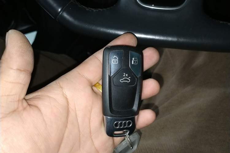 Used Audi A4L 2022 40 TFSI Luxury Dynamic Model