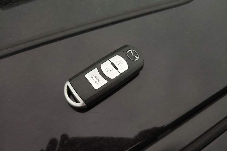 Used Mazda Atenza 2018 2.0L Blue Sky Luxury Edition China V Standard