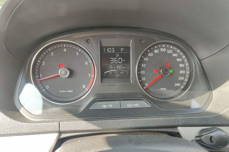 Used Volkswagen Jetta 2015 1.4TSI Automatic Sport Model