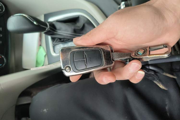 Used Buick GT 2015 15N Automatic Elite Version