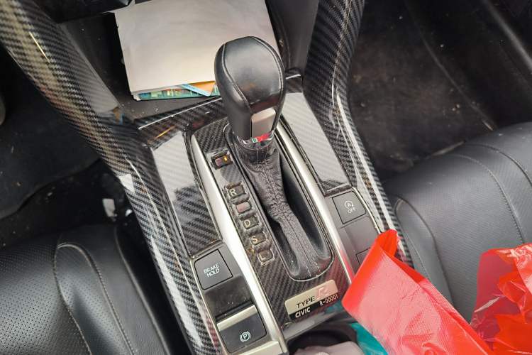 Used Honda Civic 2016 220TURBO CVT Prestige Edition Gear Lever