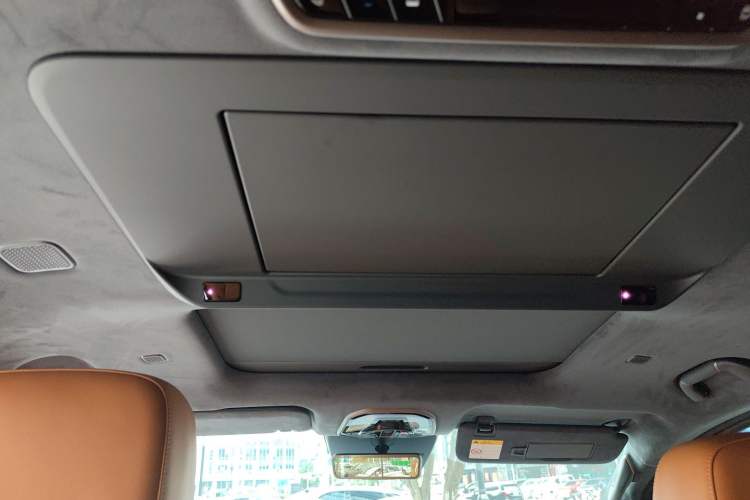 Used Wey Gaoshan 2025 Four-Wheel Drive Alpine 8
