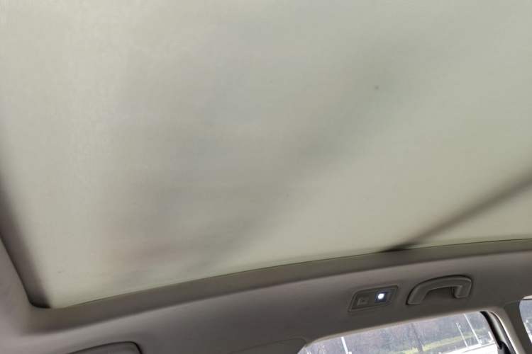 Used Volkswagen Tharu 2022 280TSI Two-Wheel-Drive Luxury Edition