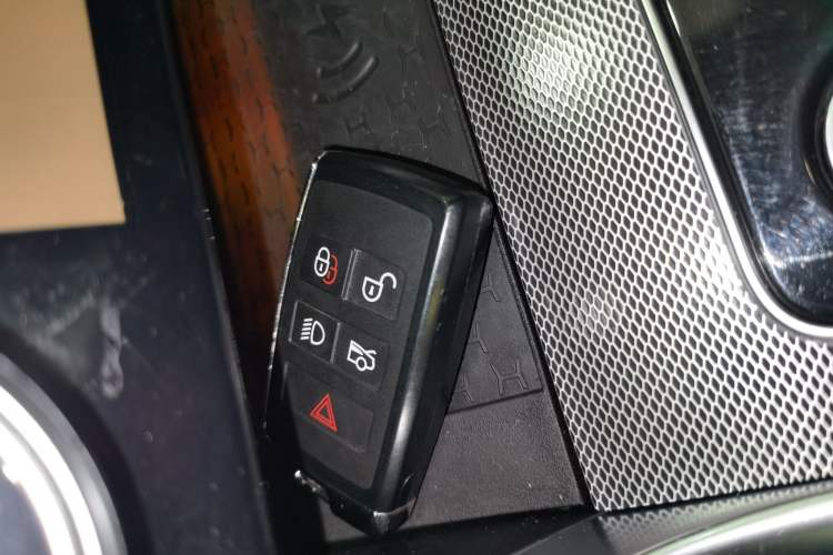 Used Jaguar XEL 2023 2.0T 250 PS R-DYNAMIC S Advanced Sport Edition
