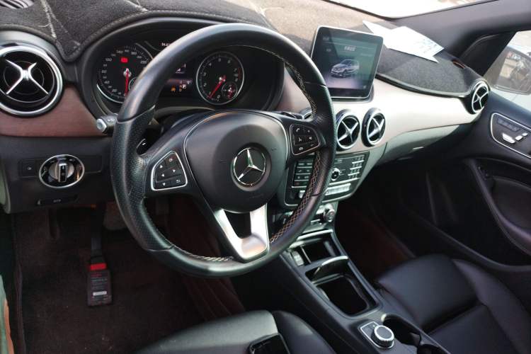 Used Mercedes-Benz B-Class 2018 B 200 Luxury Model