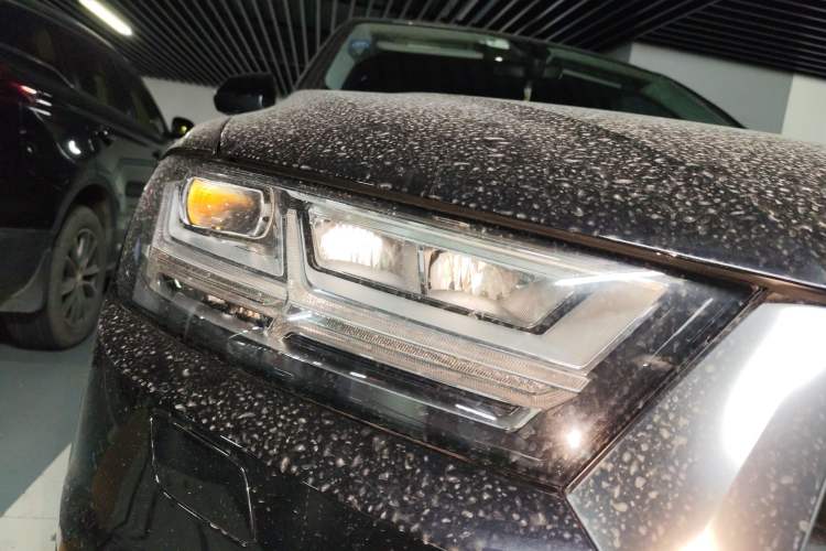 Used Audi Q7 2018 40 TFSI Comfort Model