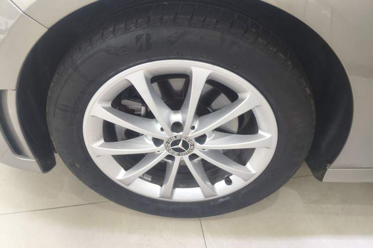 Used Mercedes-Benz A-Class 2021 A 200 L Sport Sedan Fashion Model