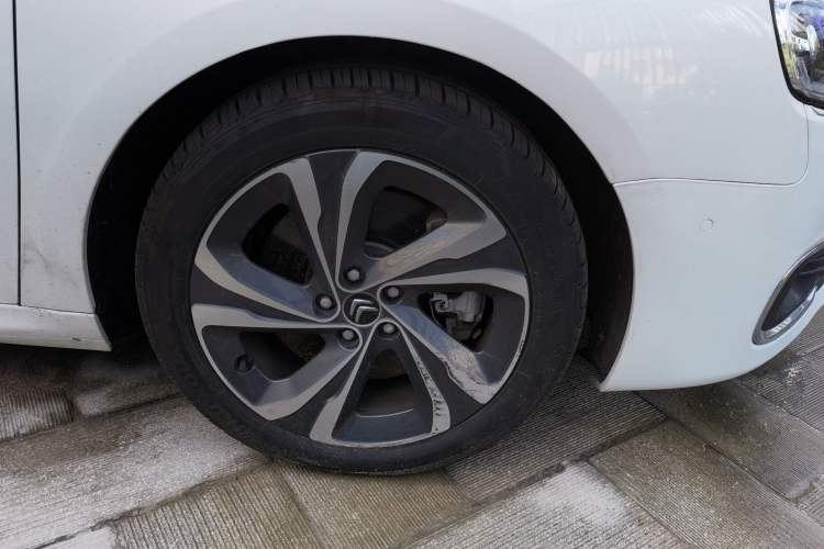 Used Citroen C6 2017 Revised Version 380THP Luxury Edition
