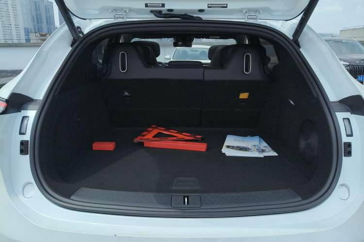 Used Avatr 07 2024 Pro+ All-Electric Version Trunk