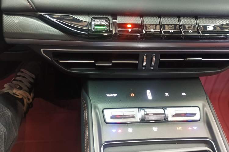 Used Lincoln Z 2022 iXiang Luxury Edition Gear Lever