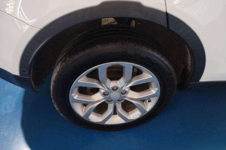 Used Land Rover Discovery Sport 2018 240 PS HSE Version