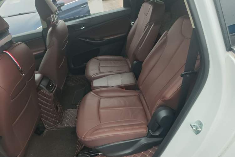 Used Buick GL6 2019 18T 6-Seater Connected Luxury Version China VI Standard
