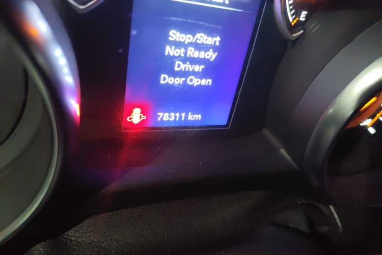 Used Jeep Wrangler 2019 2.0T automatic four-door hardtop parallel imported vehicle