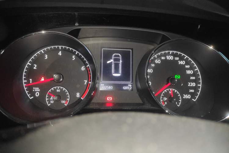 Used Volkswagen Touran 2018 Volkswagen Touran L 280TSI DSG Comfort Edition 6-seater