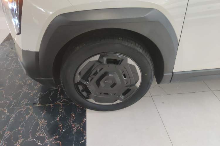 Used Dongfeng NAMMI 06 2025 471 Ultra Left Front Wheel Hub
