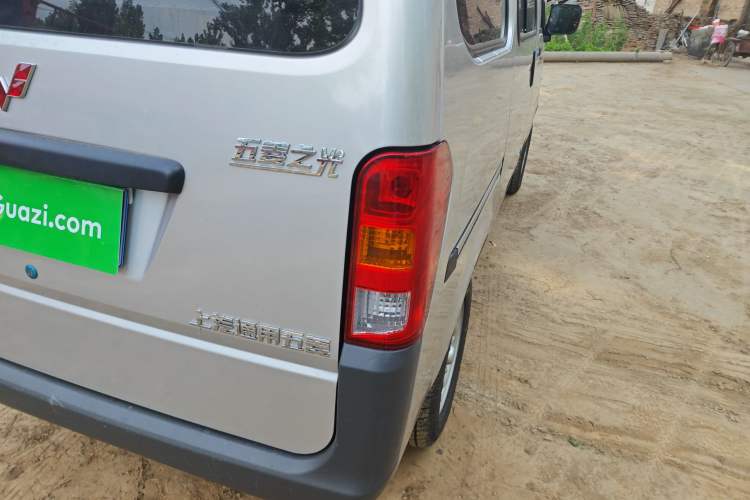 Used Wuling Zhiguang 2023 1.5L Practical Version 5/7 Seats