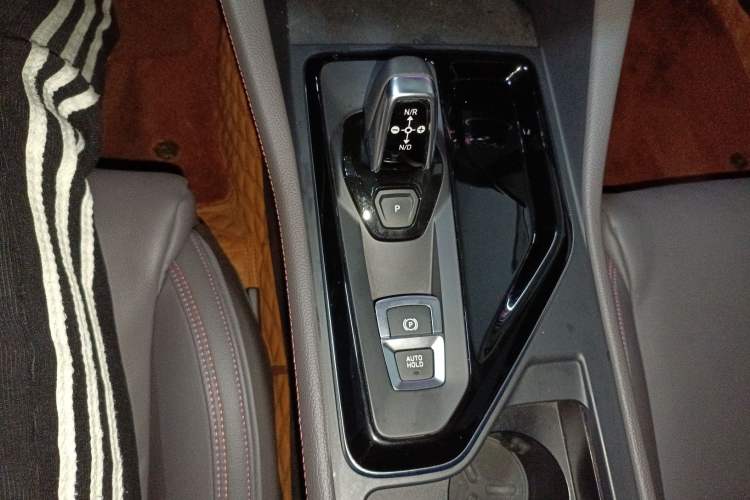 Used Lynk & Co 02 2019 High-Energy Edition 2.0T Automatic Two-Wheel Drive Shine Pro Edition China VI Standard
