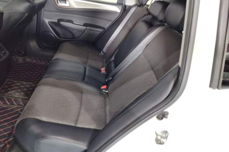 Used Honda Jade 2017 1.8L automatic Comfort version 5 seats