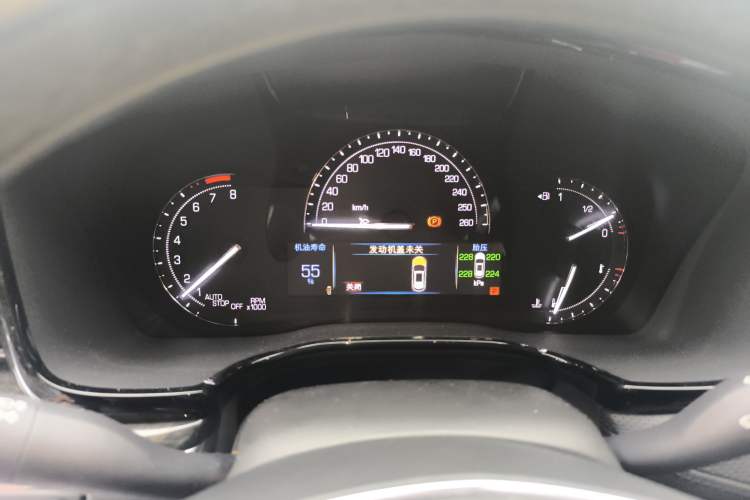 Used Cadillac XT5 2017 Anniversary Edition 28T Four-Wheel Drive Luxury Model