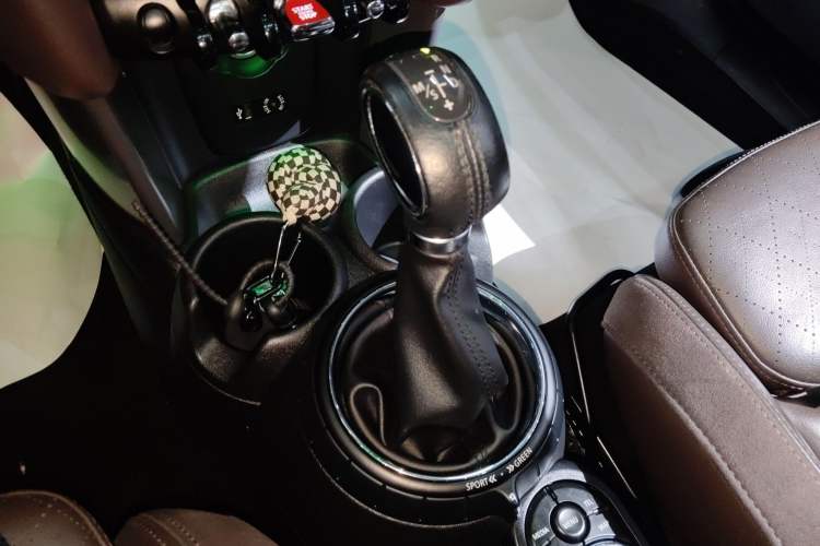 Used MINI 2015 1.5T COOPER Excitement Five-Door Edition