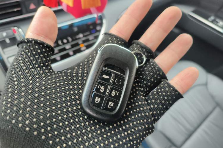 Used Honda Elysion 2024 2.0L eHEV Luxury Edition