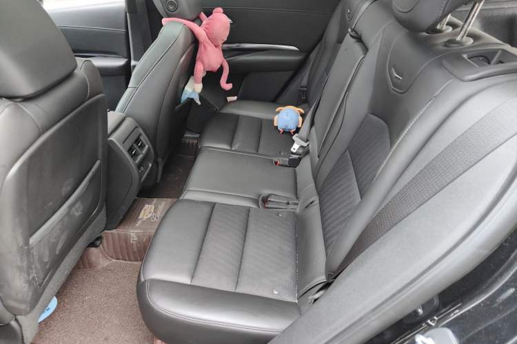 Used Cadillac XT4 2021 28T Two-Wheel Drive Tech Edition Left Rear Seat