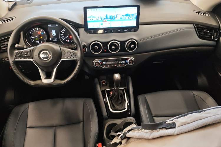 Used Nissan Qashqai 2025 Honor 2.0L CVT XV Genuine Edition Center Console