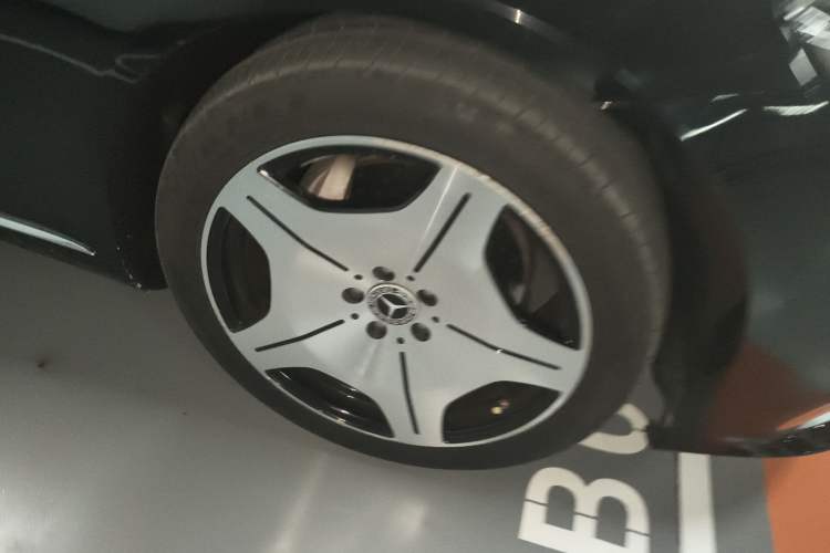 Used Mercedes-Benz S-Class 2014 S 320 L Business Model