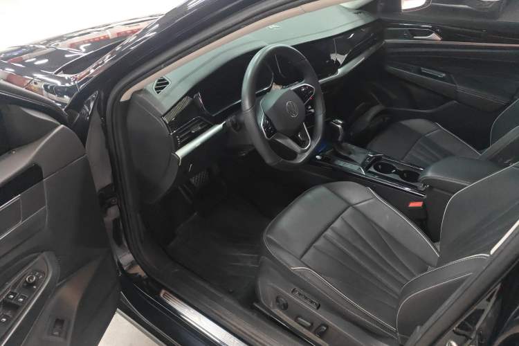 Used Volkswagen Passat 2024 330TSI Elite Edition Driver Seat