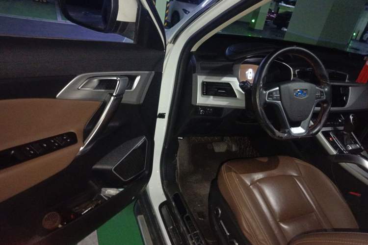 Used Geely Auto Emgrand X7 Sport 2016 1.8TD Automatic ZhiZun Version