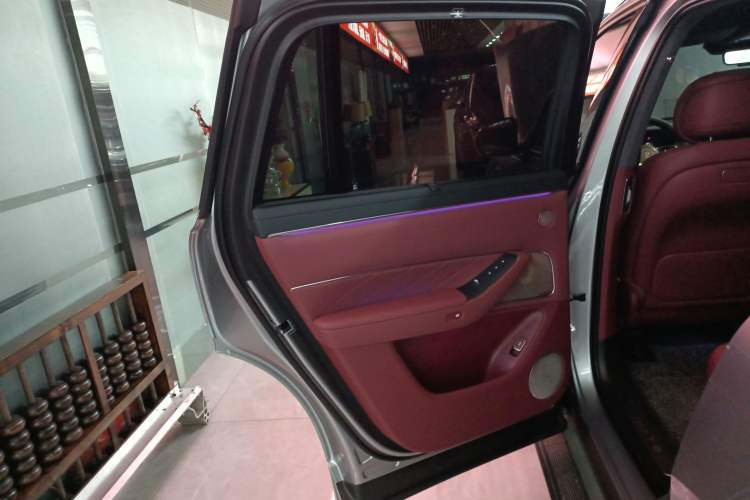 Used Hima AITO M8 2025 Extended-Range Max+ Version 53.4 kWh 5-Seater Edition