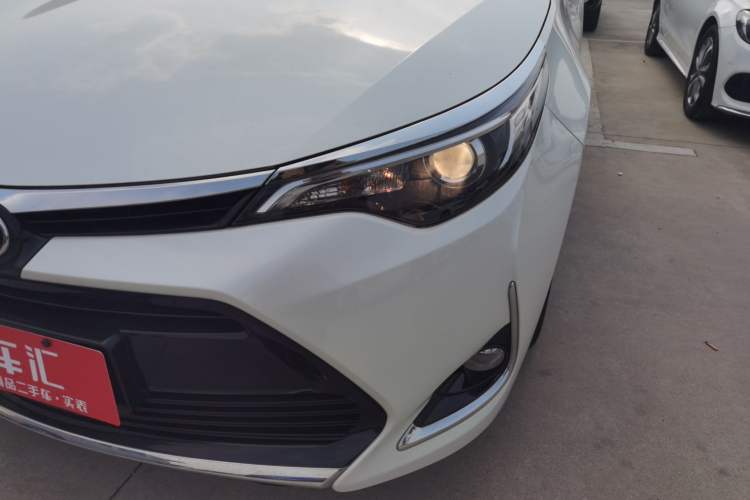 Used Toyota Levin 2017 Revised 185T CVT Elite Edition China V Standard Left Front Headlight