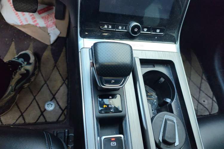 Used Roewe RX5 2022 330TGI Automatic National Style Edition