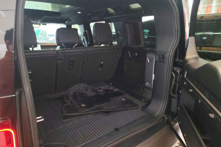 Used Land Rover Defender 2024 110 3.0T P400 X-DYNAMIC HSE