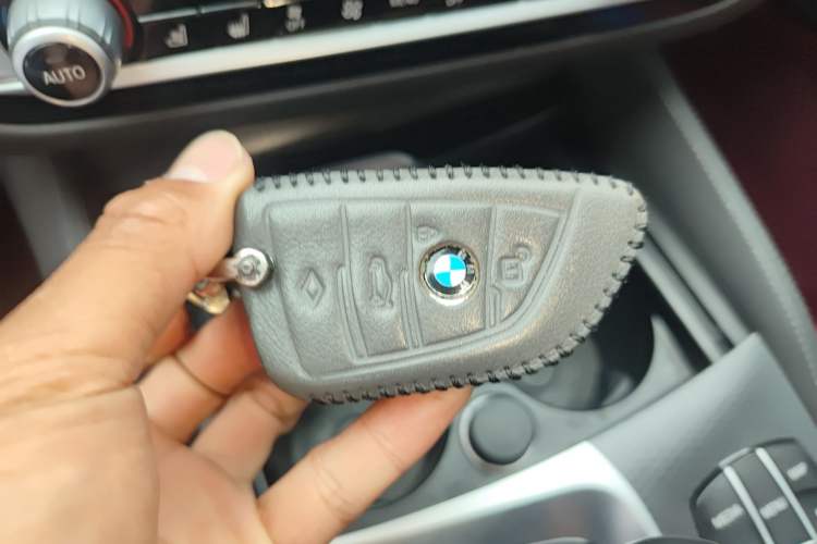 Used BMW 5 Series New Energy 2022 Second Facelift 535Le Pioneer Edition M Sport Package Vehicle Key