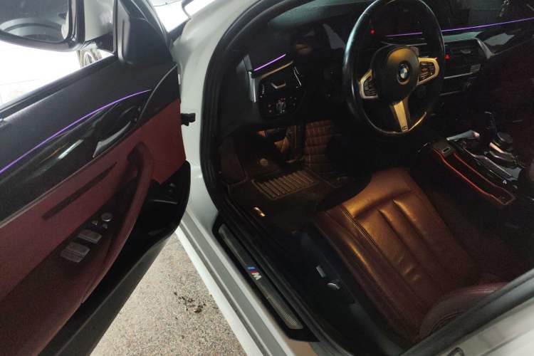 Used BMW 5 Series 2019 530Li Leading Model M Sport Package
