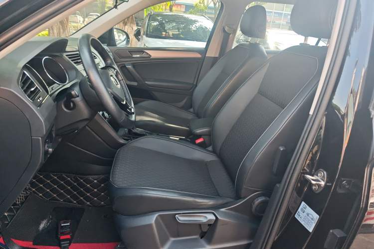 Used Volkswagen Tiguan L 2021 330TSI Automatic Two-Wheel Drive Comfort Edition