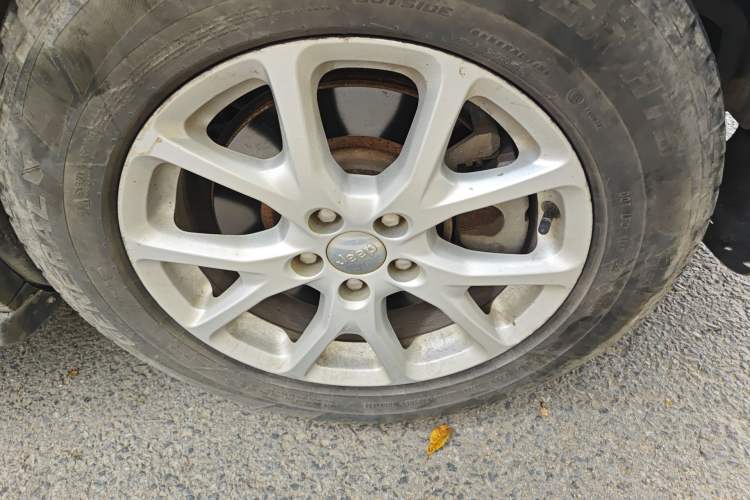 Used Jeep Cherokee 2016 2.4L Leading Edition