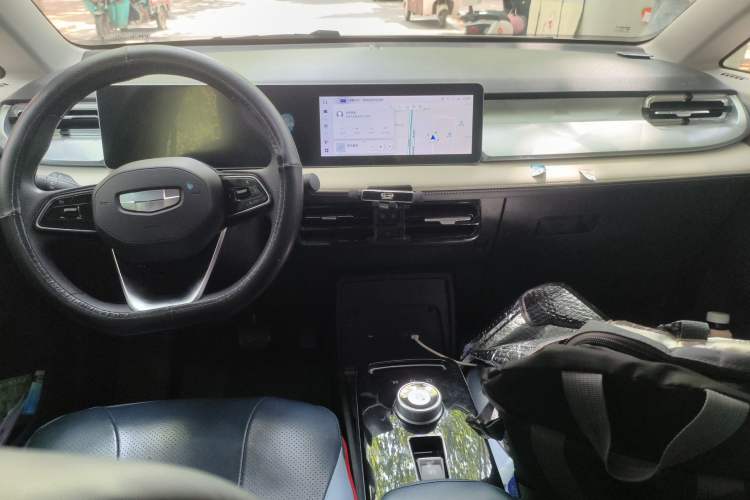 Used Geometry E Firefly 2023 320KM Cute & Handsome Tiger 5 Seats
