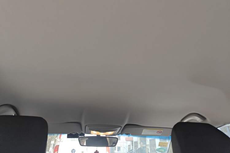 Used Roewe 550 2012 550 1.8L Manual Qiyue Edition