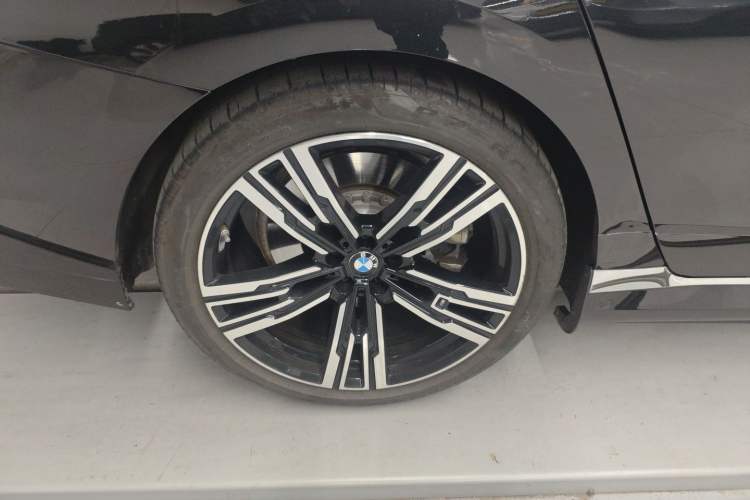Used BMW i7 2023 eDrive50L Prestige M Sport Package