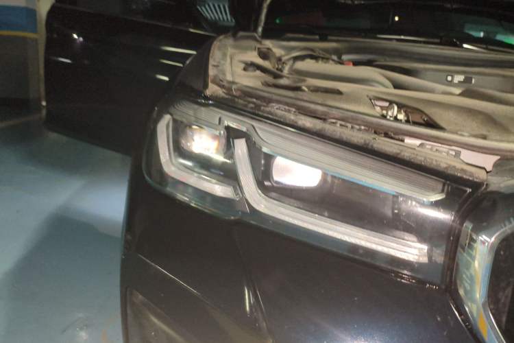 Used BMW 5 Series 2022 Second Facelift 530Li Luxury Version M Sport Package Right Front Headlight