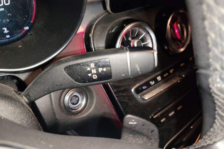 Used Mercedes-Benz C-Class 2019 C 180 L Fashion Edition Sport Version
