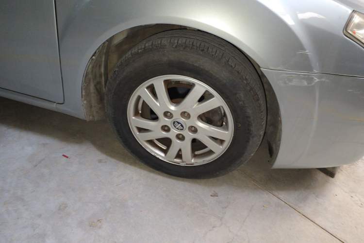 Used Bestune B50 2012 1.6L manual fashion version
