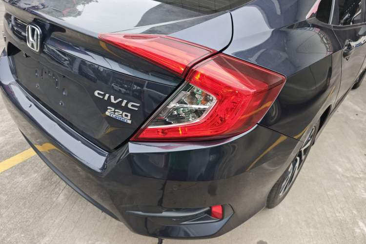 Used Honda Civic 2016 220TURBO CVT Luxury Edition