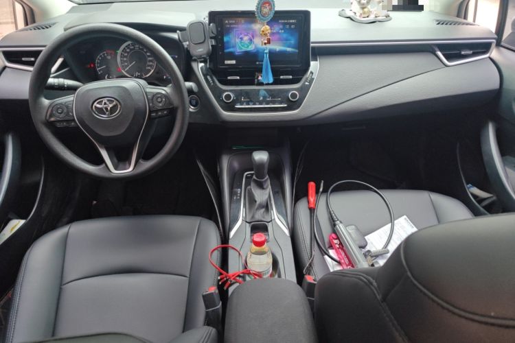 Used Toyota Corolla 2019 1.2T S-CVT GL-i Elite Edition Center Console