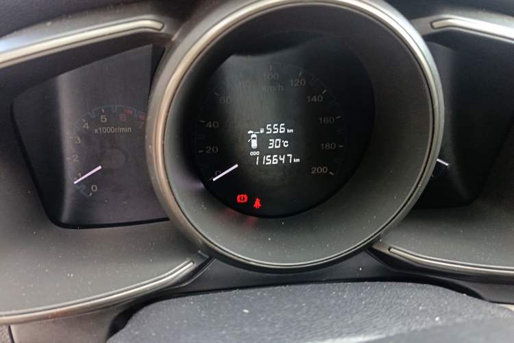 Used Oshan CX70 2016 1.6L Manual Luxury Model