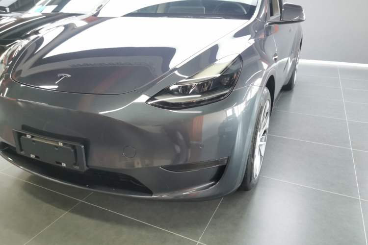 Used Tesla Model Y 2021 Long-Range All-Wheel-Drive Version 3D7
